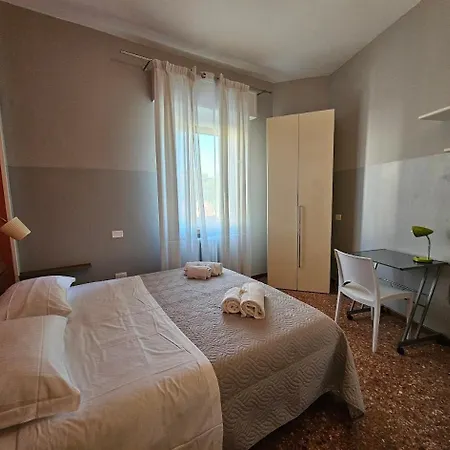 Δωμάτια σε οικογενειακή κατοικία Saffi Βερόνα