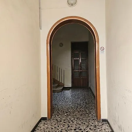 Δωμάτια σε οικογενειακή κατοικία Saffi *